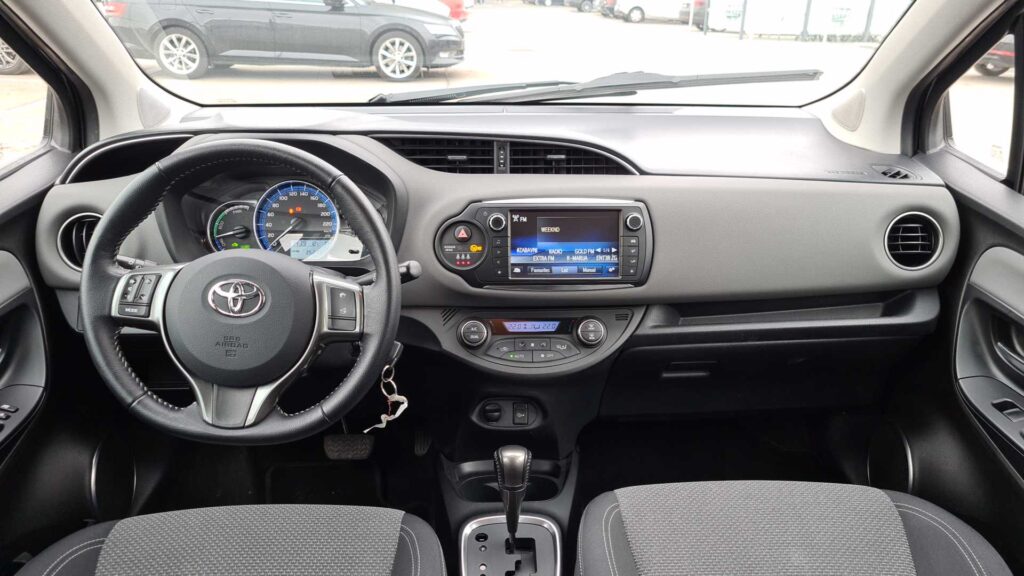 14336_215_interior_3